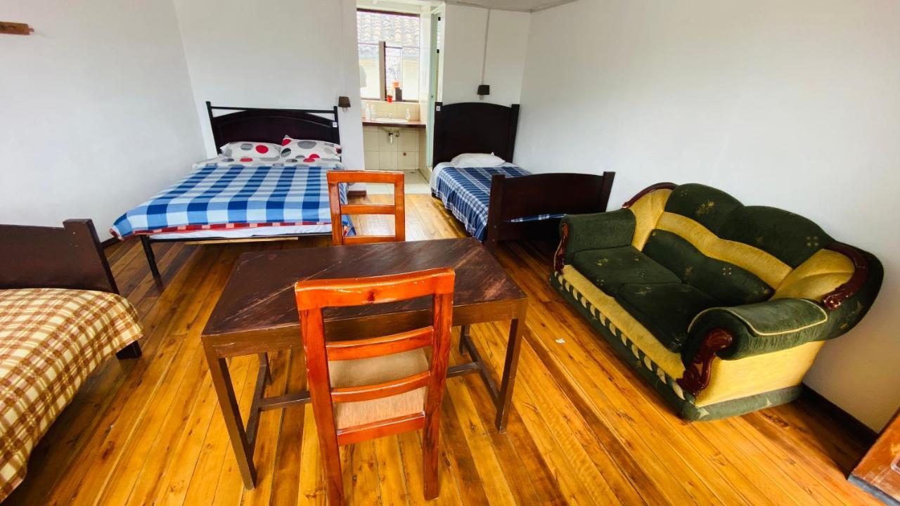 Hostal La Guayunga Rooftop 키토 외부 사진